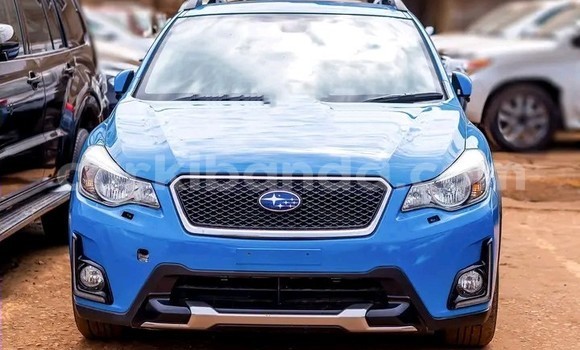 Nunua Ilio tumika Subaru XV Bluu Gari ndani ya Kampala nchini Uganda Nunua Ilio tumika Subaru XV Bluu Gari ndani ya Kampala nchini Uganda