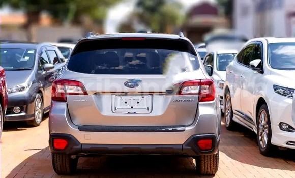 Gura Yakoze Subaru Outback Other Imodoka i Kampala mu Uganda Gura Yakoze Subaru Outback Other Imodoka i Kampala mu Uganda