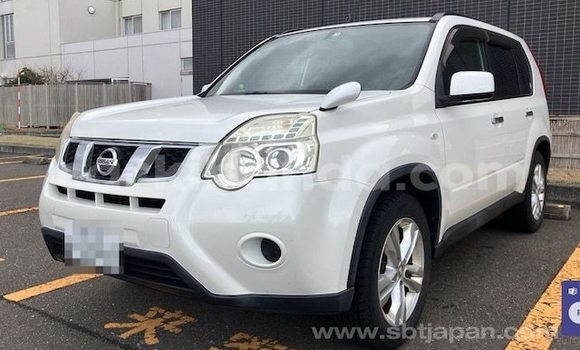 Acheter Neuf Voiture Nissan X–Trail Blanc à Kampala, Ouganda Acheter Neuf Voiture Nissan X–Trail Blanc à Kampala, Ouganda