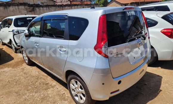 Acheter Neuf Voiture Toyota Passo Sette Gris à Kampala, Ouganda Acheter Neuf Voiture Toyota Passo Sette Gris à Kampala, Ouganda