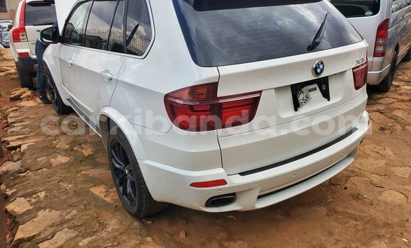 Acheter Occasion Voiture BMW X5 Blanc à Bugiri, Est Acheter Occasion Voiture BMW X5 Blanc à Bugiri, Est