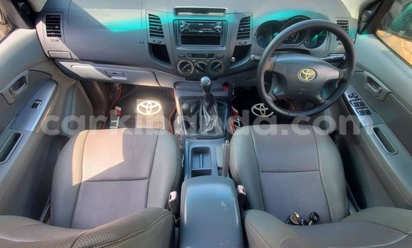 Gura Yakoze Toyota Hilux Other Imodoka i Busembatia mu Eastern Gura Yakoze Toyota Hilux Other Imodoka i Busembatia mu Eastern