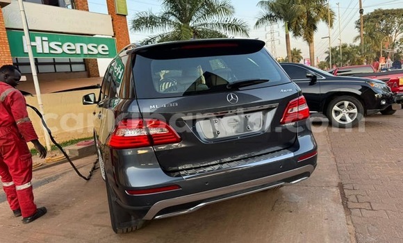 Acheter Occasion Voiture Mercedes‒Benz ML–Class Autre à Bundibugyo, Occidental Acheter Occasion Voiture Mercedes‒Benz ML–Class Autre à Bundibugyo, Occidental