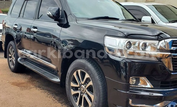 Buy Used Toyota Land Cruiser Black Car in Bugembe in Eastern