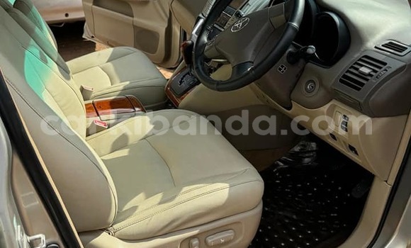 Gura Yakoze Toyota Harrier Other Imodoka i Busembatia mu Eastern Gura Yakoze Toyota Harrier Other Imodoka i Busembatia mu Eastern