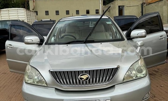 Gura Yakoze Toyota Harrier Other Imodoka i Busembatia mu Eastern Gura Yakoze Toyota Harrier Other Imodoka i Busembatia mu Eastern