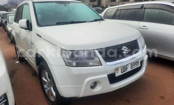 Buy Used Suzuki Alto White Car in Bombo in Central