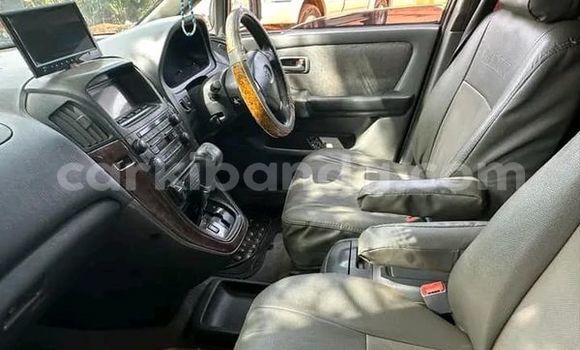 Acheter Occasion Voiture Toyota Harrier Autre à Kampala, Ouganda Acheter Occasion Voiture Toyota Harrier Autre à Kampala, Ouganda
