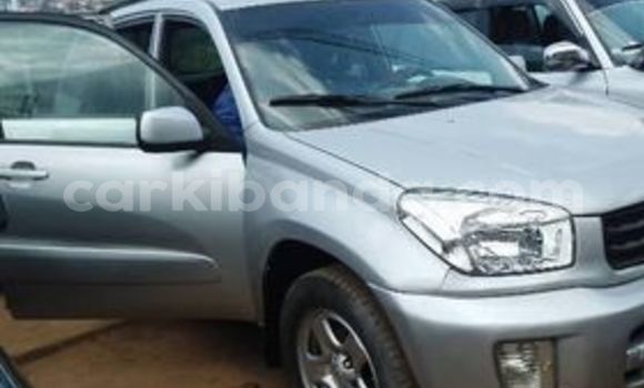 Nunua Ilio tumika Toyota RAV4 Nyingine Gari ndani ya Bombo nchini Kati Nunua Ilio tumika Toyota RAV4 Nyingine Gari ndani ya Bombo nchini Kati