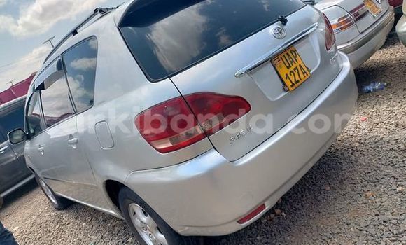 Acheter Occasion Voiture Toyota Picnic Gris à Kampala, Ouganda Acheter Occasion Voiture Toyota Picnic Gris à Kampala, Ouganda