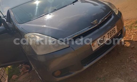 Acheter Occasion Voiture Toyota Wish Marron à Kampala, Ouganda Acheter Occasion Voiture Toyota Wish Marron à Kampala, Ouganda