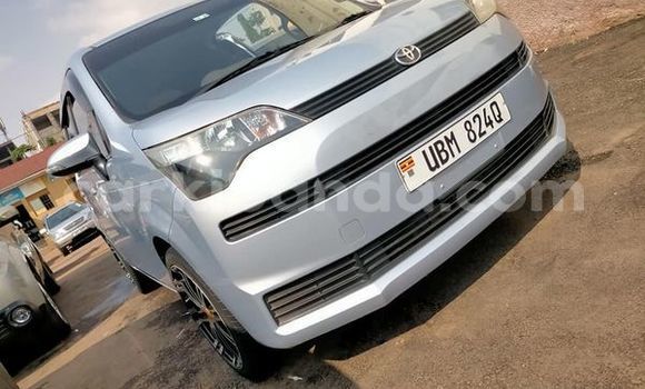 Acheter Occasion Voiture Toyota Spade Gris à Kampala, Ouganda Acheter Occasion Voiture Toyota Spade Gris à Kampala, Ouganda