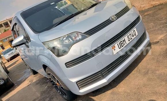 Acheter Occasion Voiture Toyota Spade Gris à Kampala, Ouganda Acheter Occasion Voiture Toyota Spade Gris à Kampala, Ouganda
