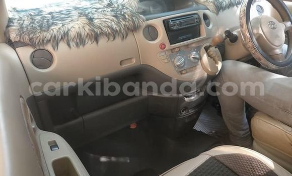 Buy Used Toyota Sienta Black Car in Kampala in Uganda Buy Used Toyota Sienta Black Car in Kampala in Uganda