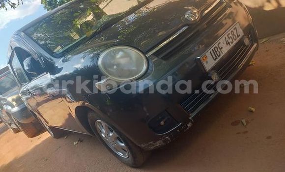 Acheter Occasion Voiture Toyota Sienta Noir à Kampala, Ouganda Acheter Occasion Voiture Toyota Sienta Noir à Kampala, Ouganda