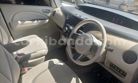 Acheter Occasion Voiture Mazda Biante Noir à Kampala, Ouganda Acheter Occasion Voiture Mazda Biante Noir à Kampala, Ouganda