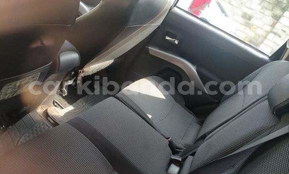 Acheter Occasion Voiture Mitsubishi Outlander Noir à Kampala, Ouganda Acheter Occasion Voiture Mitsubishi Outlander Noir à Kampala, Ouganda