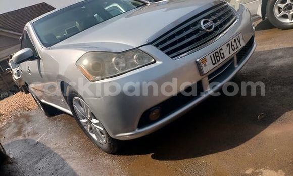 Acheter Occasion Voiture Nissan Fuga Gris à Kampala, Ouganda Acheter Occasion Voiture Nissan Fuga Gris à Kampala, Ouganda