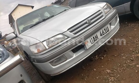 Acheter Occasion Voiture Toyota Premio Gris à Kampala, Ouganda Acheter Occasion Voiture Toyota Premio Gris à Kampala, Ouganda