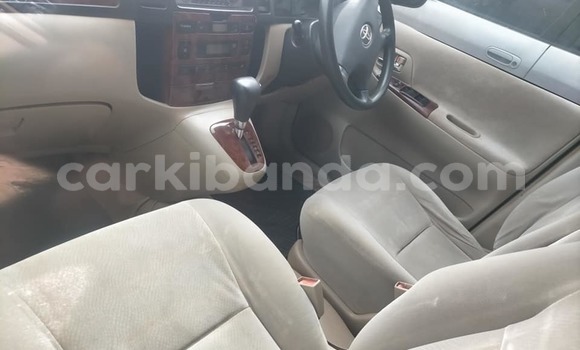 Acheter Occasion Voiture Toyota Spacio Rouge à Kampala, Ouganda Acheter Occasion Voiture Toyota Spacio Rouge à Kampala, Ouganda