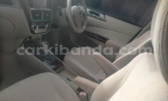 Acheter Occasion Voiture Subaru Exiga Gris à Kampala, Ouganda Acheter Occasion Voiture Subaru Exiga Gris à Kampala, Ouganda