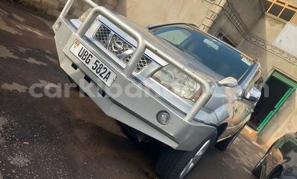 Acheter Occasion Voiture Nissan X–Trail Gris à Kampala, Ouganda Acheter Occasion Voiture Nissan X–Trail Gris à Kampala, Ouganda
