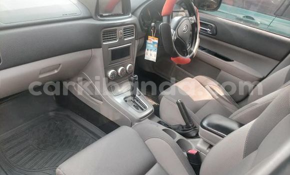 Acheter Occasion Voiture Subaru Forester Noir à Kampala, Ouganda Acheter Occasion Voiture Subaru Forester Noir à Kampala, Ouganda