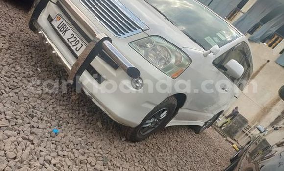 Acheter Occasion Voiture Toyota Noah Blanc à Kampala, Ouganda Acheter Occasion Voiture Toyota Noah Blanc à Kampala, Ouganda