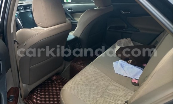 Acheter Occasion Voiture Toyota Mark X Noir à Kampala, Ouganda Acheter Occasion Voiture Toyota Mark X Noir à Kampala, Ouganda