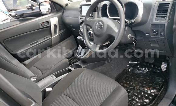 Acheter Occasion Voiture Toyota Rush Noir à Kampala, Ouganda Acheter Occasion Voiture Toyota Rush Noir à Kampala, Ouganda