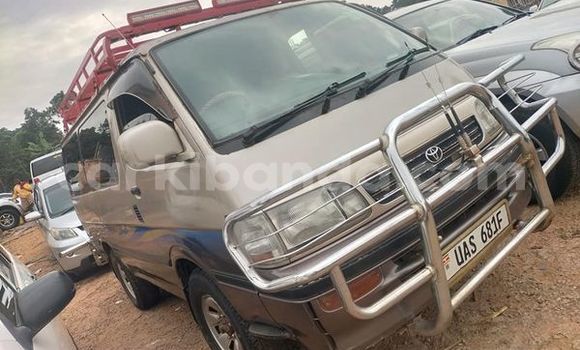 Acheter Occasion Voiture Toyota Hiace Marron à Kampala, Ouganda Acheter Occasion Voiture Toyota Hiace Marron à Kampala, Ouganda