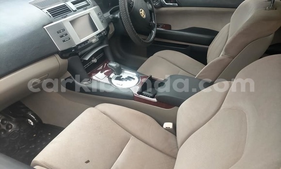 Acheter Occasion Voiture Toyota Mark X Gris à Kampala, Ouganda Acheter Occasion Voiture Toyota Mark X Gris à Kampala, Ouganda