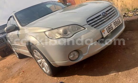 Acheter Occasion Voiture Subaru Outback Gris à Kampala, Ouganda Acheter Occasion Voiture Subaru Outback Gris à Kampala, Ouganda