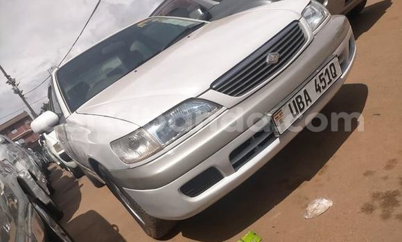 Acheter Occasion Voiture Toyota Premio Gris à Kampala, Ouganda Acheter Occasion Voiture Toyota Premio Gris à Kampala, Ouganda