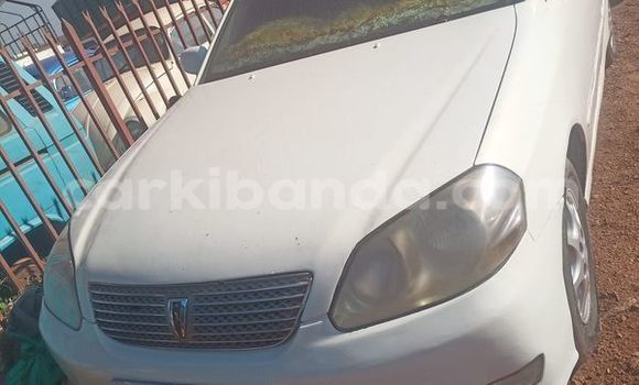 Gura Yakoze Toyota Mark II White Imodoka i Kampala mu Uganda Gura Yakoze Toyota Mark II White Imodoka i Kampala mu Uganda