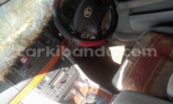 Gura Yakoze Toyota Mark II White Imodoka i Kampala mu Uganda Gura Yakoze Toyota Mark II White Imodoka i Kampala mu Uganda