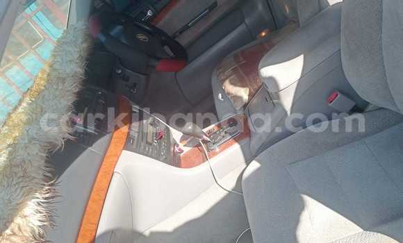 Gura Yakoze Toyota Mark II White Imodoka i Kampala mu Uganda Gura Yakoze Toyota Mark II White Imodoka i Kampala mu Uganda