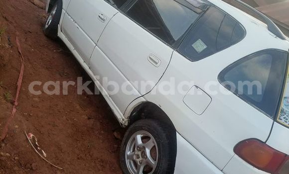 Gura Yakoze Toyota Spacio White Imodoka i Kampala mu Uganda Gura Yakoze Toyota Spacio White Imodoka i Kampala mu Uganda