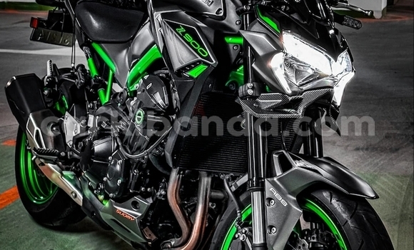 Buy Used Kawasaki Z Green Bike in Kampala in Uganda