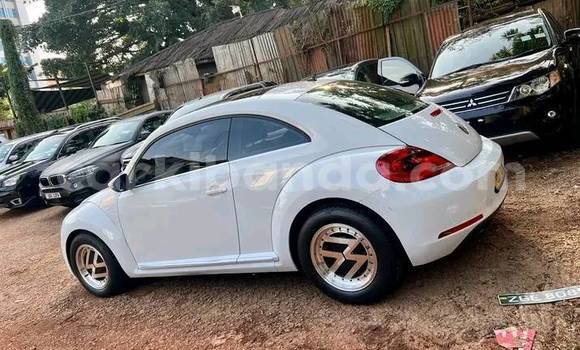 Acheter Occasion Voiture Volkswagen Beetle Blanc à Bugembe, Est Acheter Occasion Voiture Volkswagen Beetle Blanc à Bugembe, Est