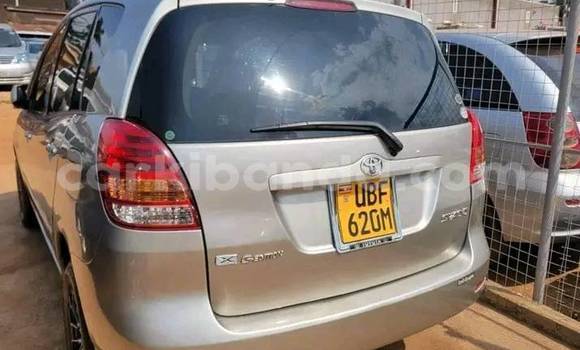 Gura Yakoze Toyota Spacio Other Imodoka i Bugembe mu Eastern Gura Yakoze Toyota Spacio Other Imodoka i Bugembe mu Eastern