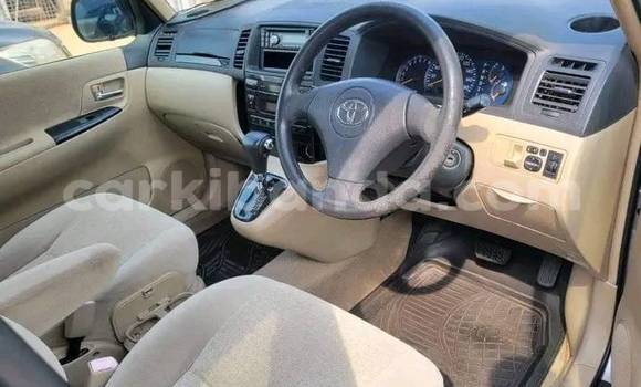 Gura Yakoze Toyota Spacio Other Imodoka i Bugembe mu Eastern Gura Yakoze Toyota Spacio Other Imodoka i Bugembe mu Eastern