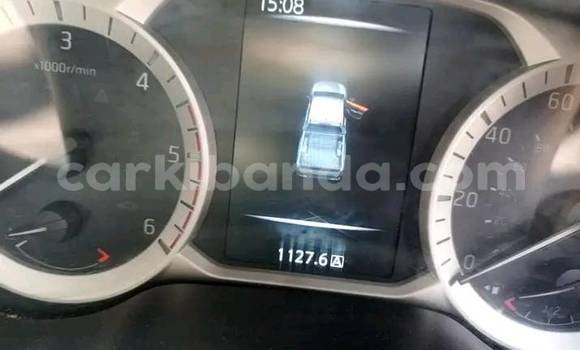 Gura Yakoze Nissan Navara Black Imodoka i Bundibugyo mu Western Gura Yakoze Nissan Navara Black Imodoka i Bundibugyo mu Western