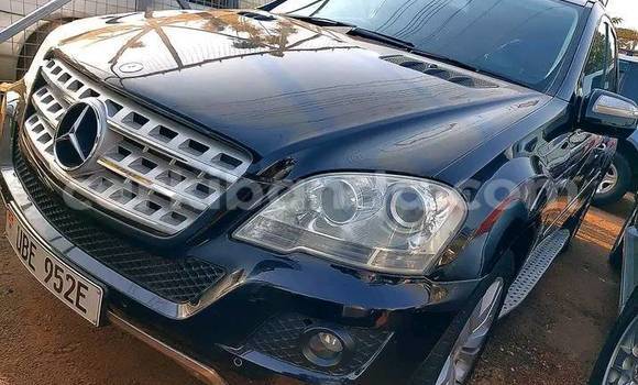 Buy Used Mercedes‒Benz ML–Class Black Car in Bombo in Central Buy Used Mercedes‒Benz ML–Class Black Car in Bombo in Central