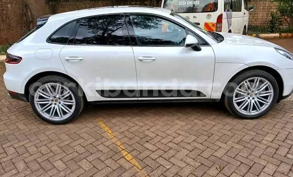 Acheter Occasion Voiture Porsche Macan Blanc à Bugembe, Est Acheter Occasion Voiture Porsche Macan Blanc à Bugembe, Est