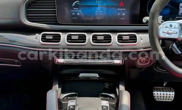 Gura Yakoze Mercedes‒Benz GLE White Imodoka i Bombo mu Central Gura Yakoze Mercedes‒Benz GLE White Imodoka i Bombo mu Central