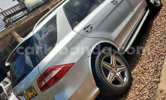 Gura Yakoze Mercedes‒Benz ML–Class Other Imodoka i Bugembe mu Eastern Gura Yakoze Mercedes‒Benz ML–Class Other Imodoka i Bugembe mu Eastern