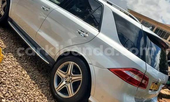 Gura Yakoze Mercedes‒Benz ML–Class Other Imodoka i Bugembe mu Eastern Gura Yakoze Mercedes‒Benz ML–Class Other Imodoka i Bugembe mu Eastern