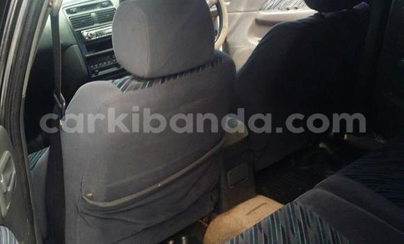 Gura Yakoze Toyota Caldina Silver Imodoka i Kampala mu Uganda Gura Yakoze Toyota Caldina Silver Imodoka i Kampala mu Uganda