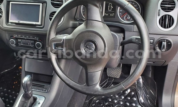 Acheter Occasion Voiture Volkswagen Tiguan Autre à Bombo, Central Acheter Occasion Voiture Volkswagen Tiguan Autre à Bombo, Central